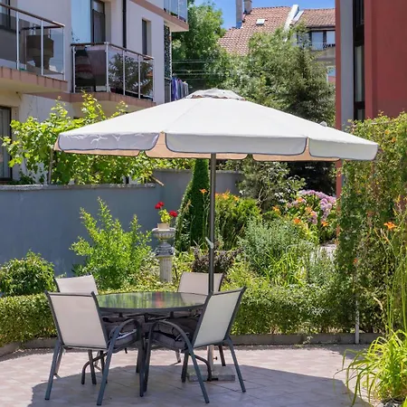 بيت ضيافة Vermoni 21 3*